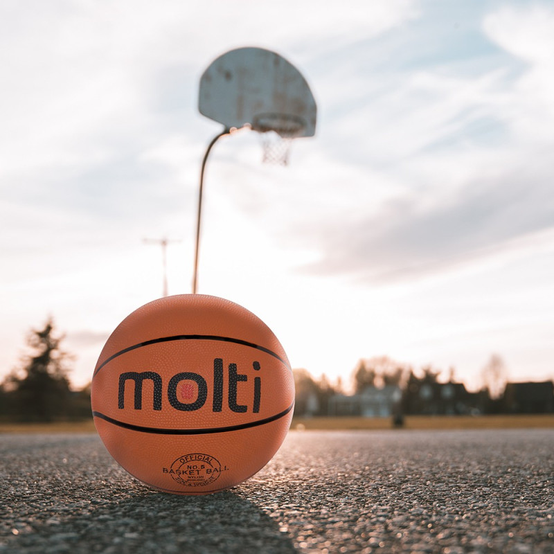 Kom Piłka do kosza MOLTI PK001 pomarańcz 5 +pompka