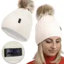 Beżowa czapka damska z wełny merino i pomponem MOLTI - Ciepła i miękka