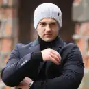 Szara czapka męska MOLTI CZM100 – ciepła i stylowa | Polska jakość