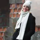 Szalik damski MOLTI SZD100 szary - Ciepły i stylowy prążkowany szal