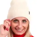 Beżowa czapka damska z wełny merino MOLTI MELINEA - Ciepła i modna
