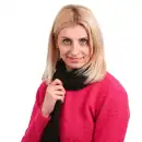 Czarny szalik damski z wełny merino Molti Melinea | Ciepły i miękki