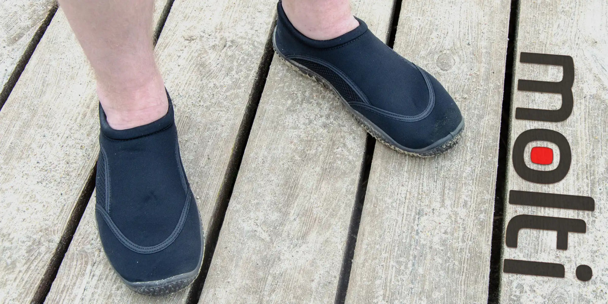 Buty do wody MOLTI BW001 czarne 39